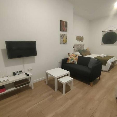 Estudio Centrico Arq2 Малага Экстерьер фото